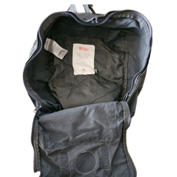 Fjallraven Kånken Gray Outdoor Lightweight Classic Durable Fashion Backpack main image 11